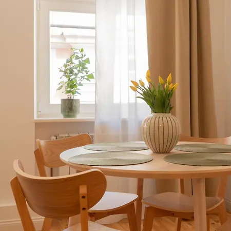 Cocorico Apartments *