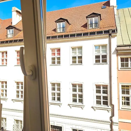 Cocorico Apartments Апартаменты *